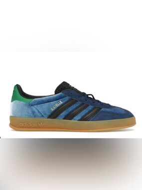 Gazelle Indoor "Blue Gum" sneakers.